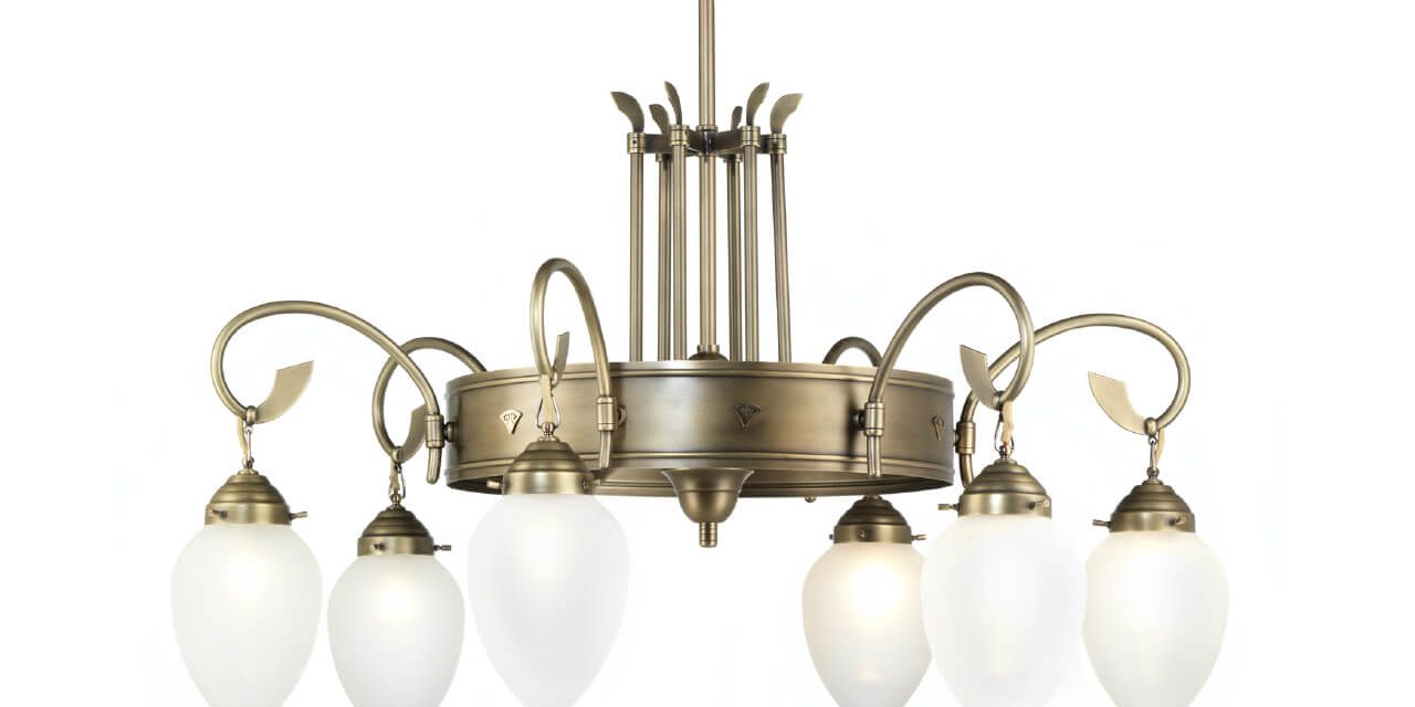 ringleuchter_historisierend-_mundgeblasene_formglaser_mattiert_6_x_ledmax_8,5_w_je_1000_lumen_komplett_aus_messing_gefertigt_bruniert