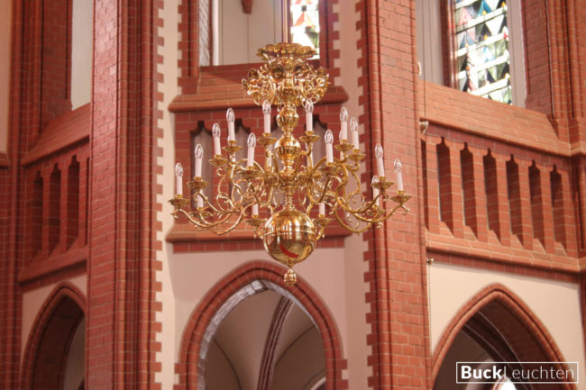 9_62_20_-_berliner_leuchter_historismus_d_ca._114cm_h_ca._111_cm_10_arne_20_brennstellen_arme_wie_bei_den_vorbildern_messingguss_mittelsaule_messing_gedruckt_hochglanz_poliert